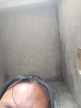 Snapshot of Lanin-i chatting on May 2026 08:54:01 AM Lanin-i online show from May 2026 08:54:01 AM