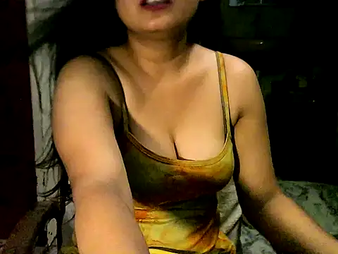 YAMUNA 012 online show from April 2026 08:18:01 PM