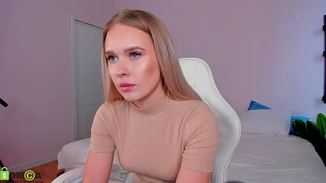 Snapshot of Alice_Pleasance chatting on July 2026 09:09:02 AM Alice Pleasance online show from July 2026 09:09:02 AM
