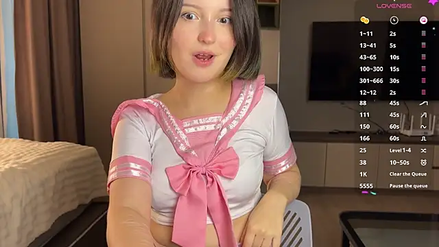 emilyy xoxo online show from April 2026 04:02:02 AM