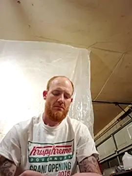 redandjuicy online show from April 2026 10:17:02 AM