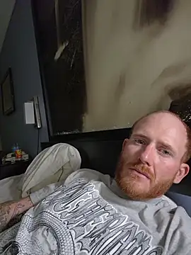 redandjuicy online show from May 2026 05:01:01 AM