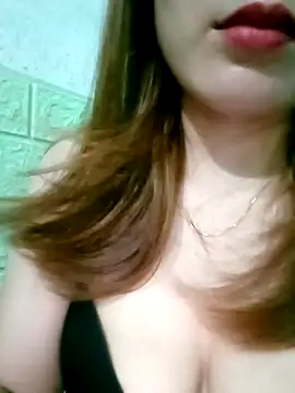 candy flo online show from April 2026 07:51:01 PM