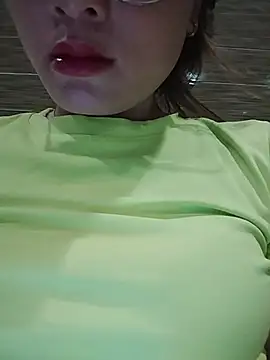 candy flo online show from May 2026 08:18:02 AM