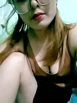 candy flo online show from March 2026 09:27:01 PM