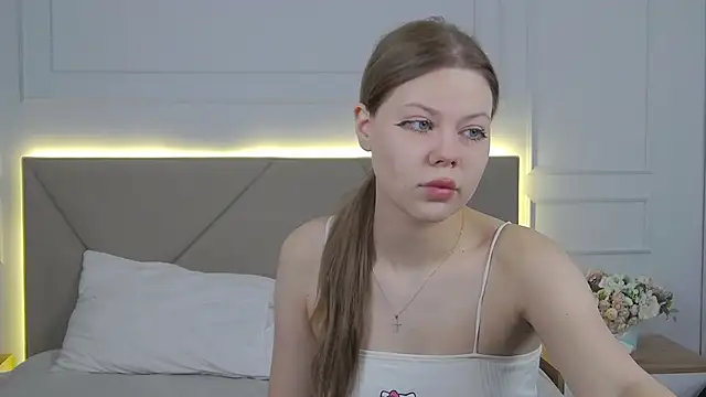 Sophie Rays online show from March 2026 04:23:02 AM