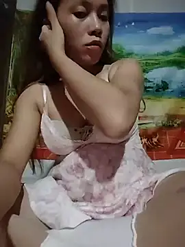 Snapshot of DawnG_x chatting on August 2026 05:43:02 PM DawnG x online show from August 2026 05:43:02 PM