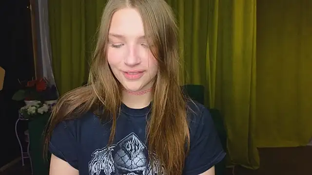 DariaAngels online show from April 2026 06:14:02 PM