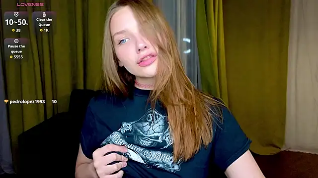 DariaAngels online show from April 2026 05:42:01 PM