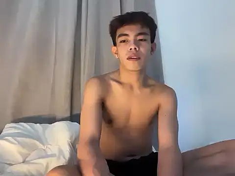 hottasianboy online show from March 2026 06:47:01 AM