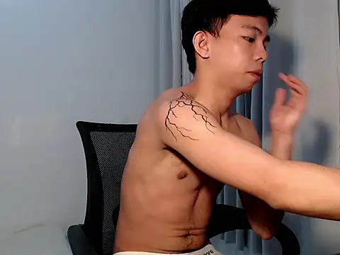hottasianboy online show from May 2026 09:35:02 PM