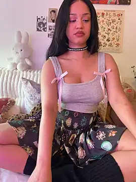 Elisabelle online show from June 2026 11:06:02 PM