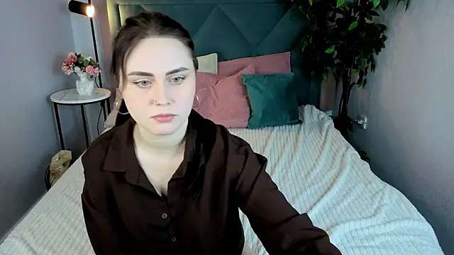 NoraLumi online show from March 2026 08:38:01 PM