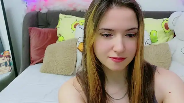 LeenMoonie online show from April 2026 08:10:02 PM