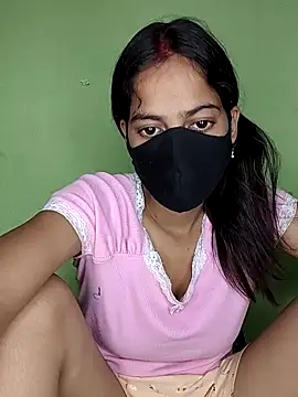 nidhiyadav00 online show from May 2026 06:58:02 PM