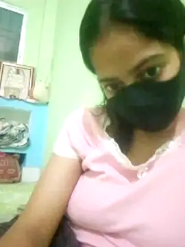 nidhiyadav00 online show from April 2026 06:15:01 PM
