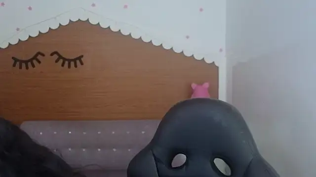 emily smith t online show from April 2026 12:55:01 PM