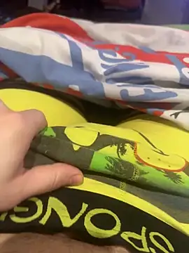 thiago 16v online show from April 2026 11:46:02 AM