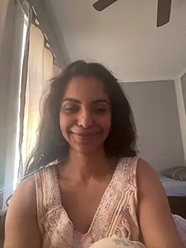 karlatiburcio online show from May 2026 07:17:01 PM