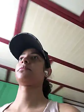 karlatiburcio online show from July 2026 02:58:01 PM