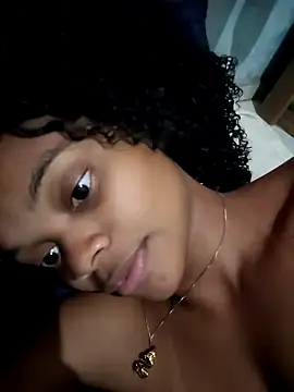 marialuiza2027 online show from April 2026 12:40:01 AM