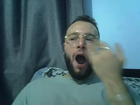 Snapshot of piazaocwb23 chatting on May 2026 03:45:02 PM piazaocwb23 online show from May 2026 03:45:02 PM