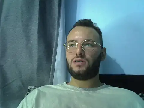 Snapshot of piazaocwb23 chatting on March 2026 04:21:02 PM piazaocwb23 online show from March 2026 04:21:02 PM