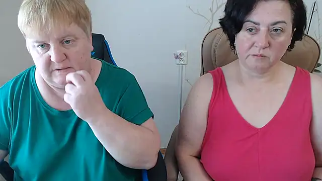 Lindy-Jeanie online show from July 2026 01:00:02 PM