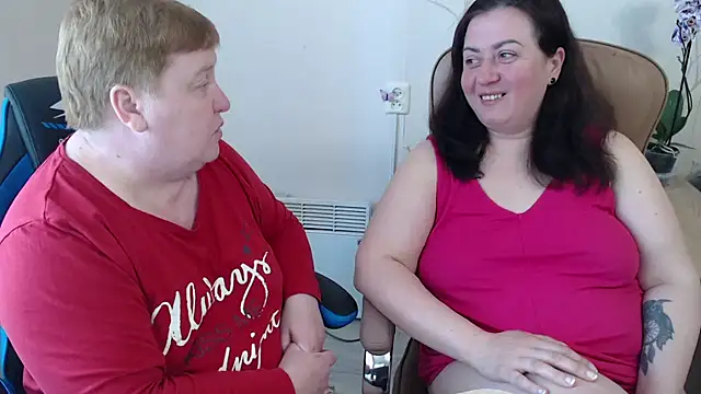 Lindy-Jeanie online show from May 2026 11:57:02 AM