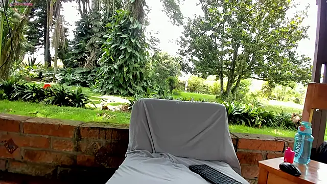 DilanAndres online show from April 2026 03:27:02 PM