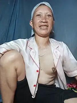 Heli pusy online show from May 2026 10:36:01 AM