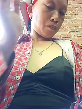 Heli pusy online show from June 2026 07:30:01 AM