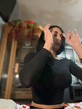 FerrariFrench online show from December 2025 05:17:02 AM