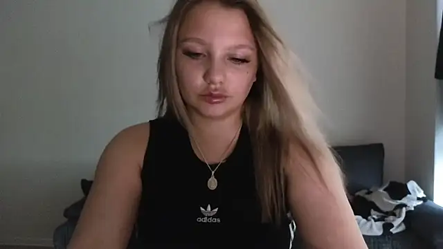 bettyloveu online show from July 2026 03:21:02 PM