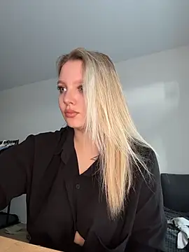 bettyloveu online show from March 2026 11:08:01 AM