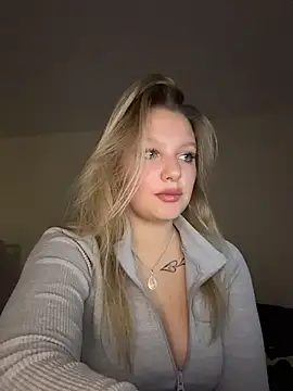 bettyloveu online show from May 2026 05:10:02 PM