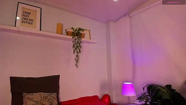 cuttie blondie online show from April 2026 11:17:02 AM