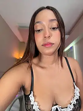 MiaCamille  online show from April 2026 07:51:01 PM