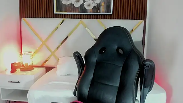 Sluttyysucker  online show from April 2026 08:29:02 PM