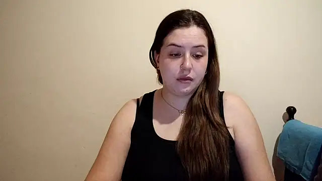 LolaSeduce online show from April 2026 06:23:01 PM