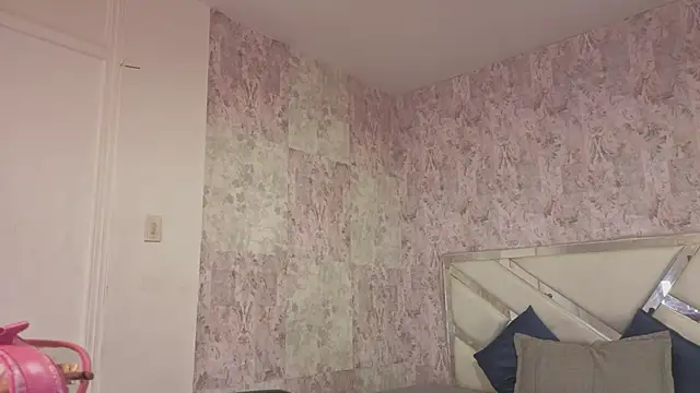 april summer  online show from March 2026 08:32:02 PM