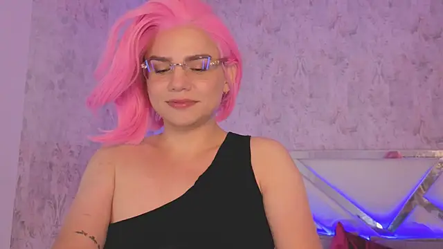 Snapshot of april_summer_ chatting on May 2026 08:52:03 PM april summer online show from May 2026 08:52:03 PM