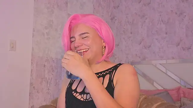 april summer  online show from April 2026 09:10:02 PM