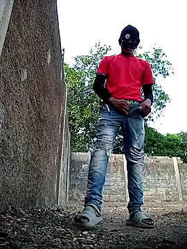 spittingpig1 online show from March 2026 10:32:01 PM