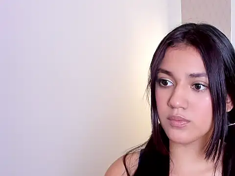 cristin collins online show from April 2026 09:21:02 PM