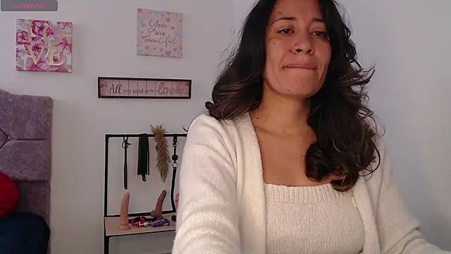 violeta scott online show from March 2026 02:05:01 PM