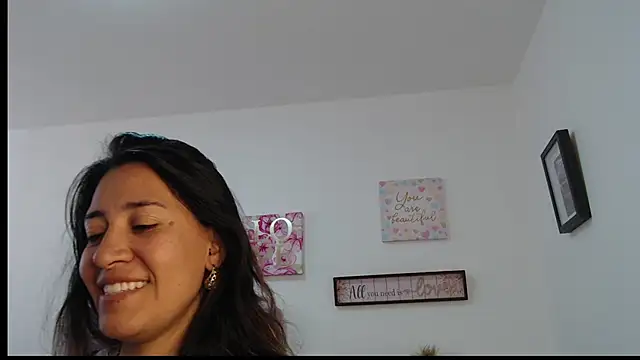 violeta scott online show from May 2026 04:36:01 PM