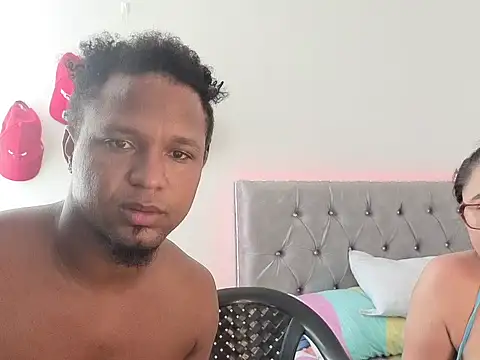 estrellajunior online show from April 2026 04:02:01 PM