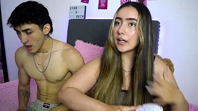 Snapshot of Nath_and_Lian chatting on March 2026 04:45:01 AM Nath and Lian online show from March 2026 04:45:01 AM