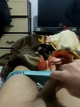 JoyousArray85 online show from April 2026 06:36:01 PM